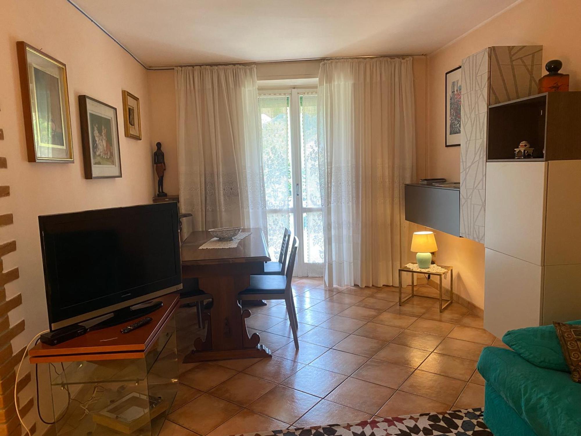 Casa Vacanza La Terrazza Valbrona Bagian luar foto